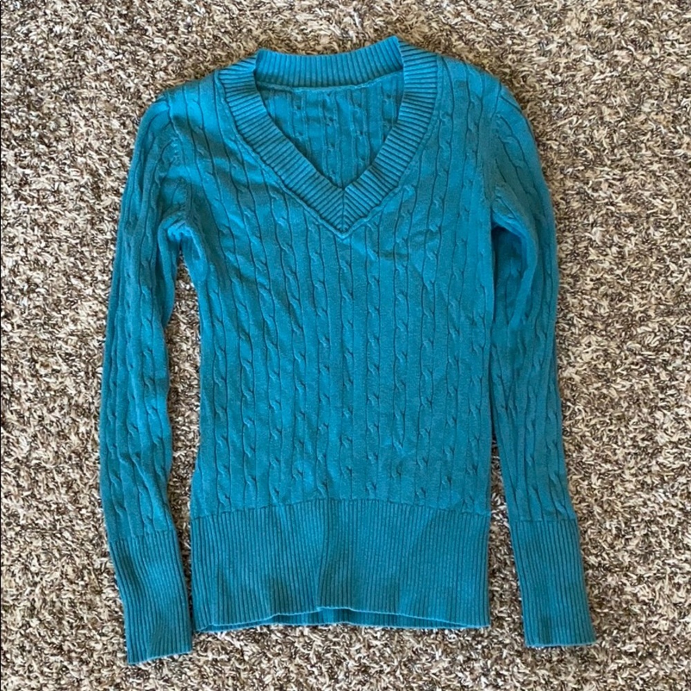 Loft Cable Knit sweater